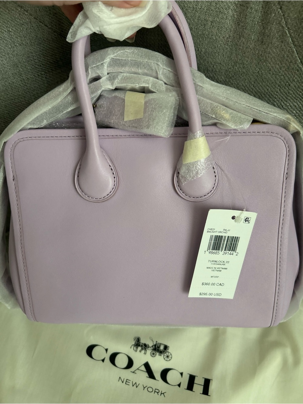 Coach Buy Now Turnlock Tote Bag 22 in B4 / Light Orchid - Picture 3 of 16